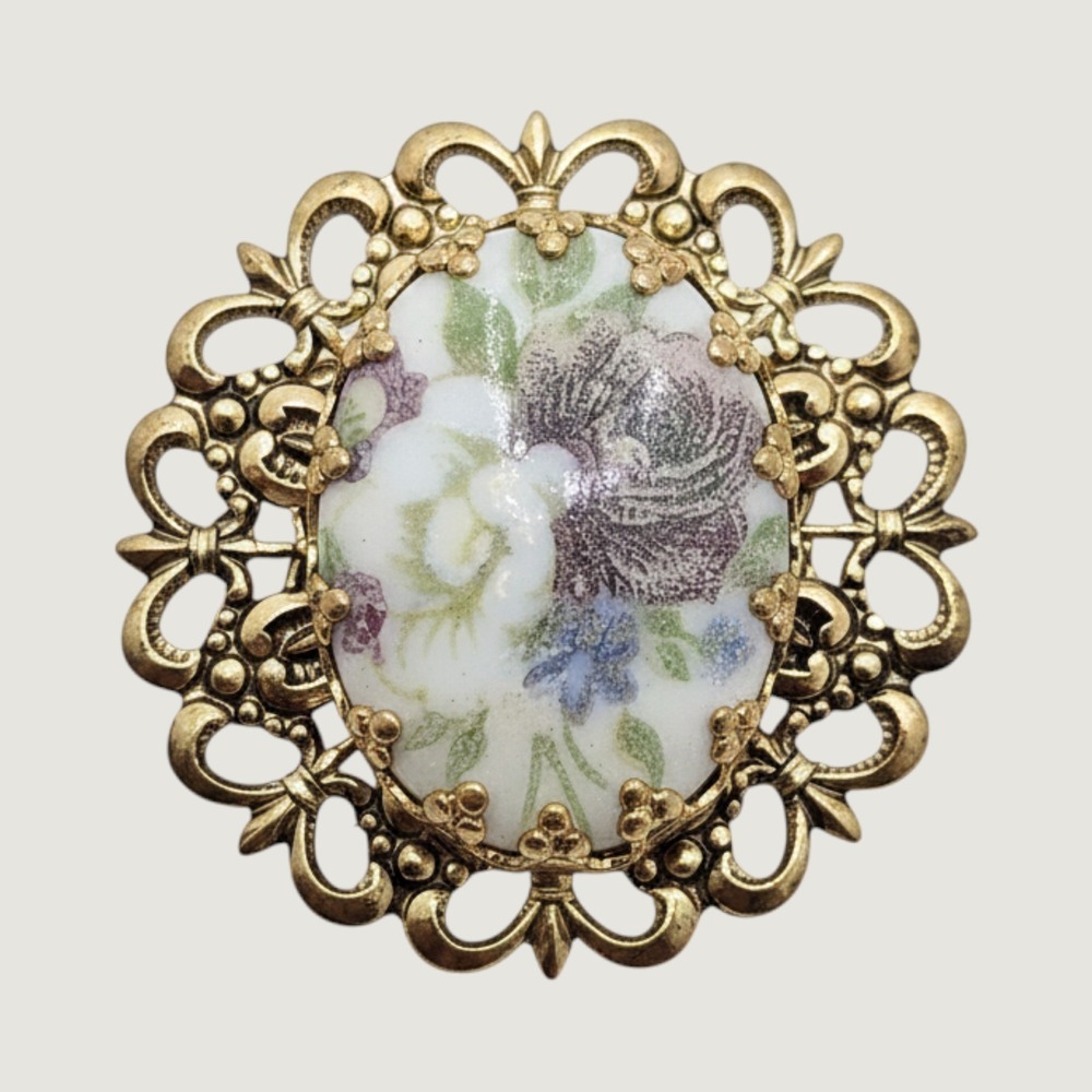 Vintage Western Germany Porcelain Painted Rose Brooch Pin Gold Filigree 0652